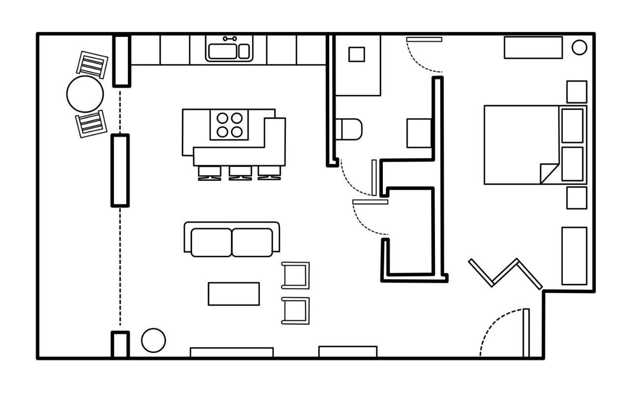 7 Cliff Edge Apartment *